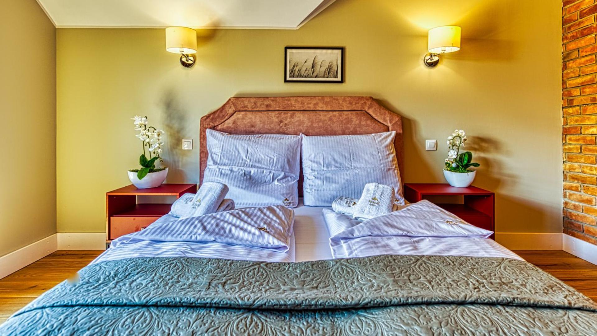 Aparthotel Przy Starej Piekarni Vip By Royal Aparts ชกลาร์สกา ปอเรมบา ห้อง รูปภาพ