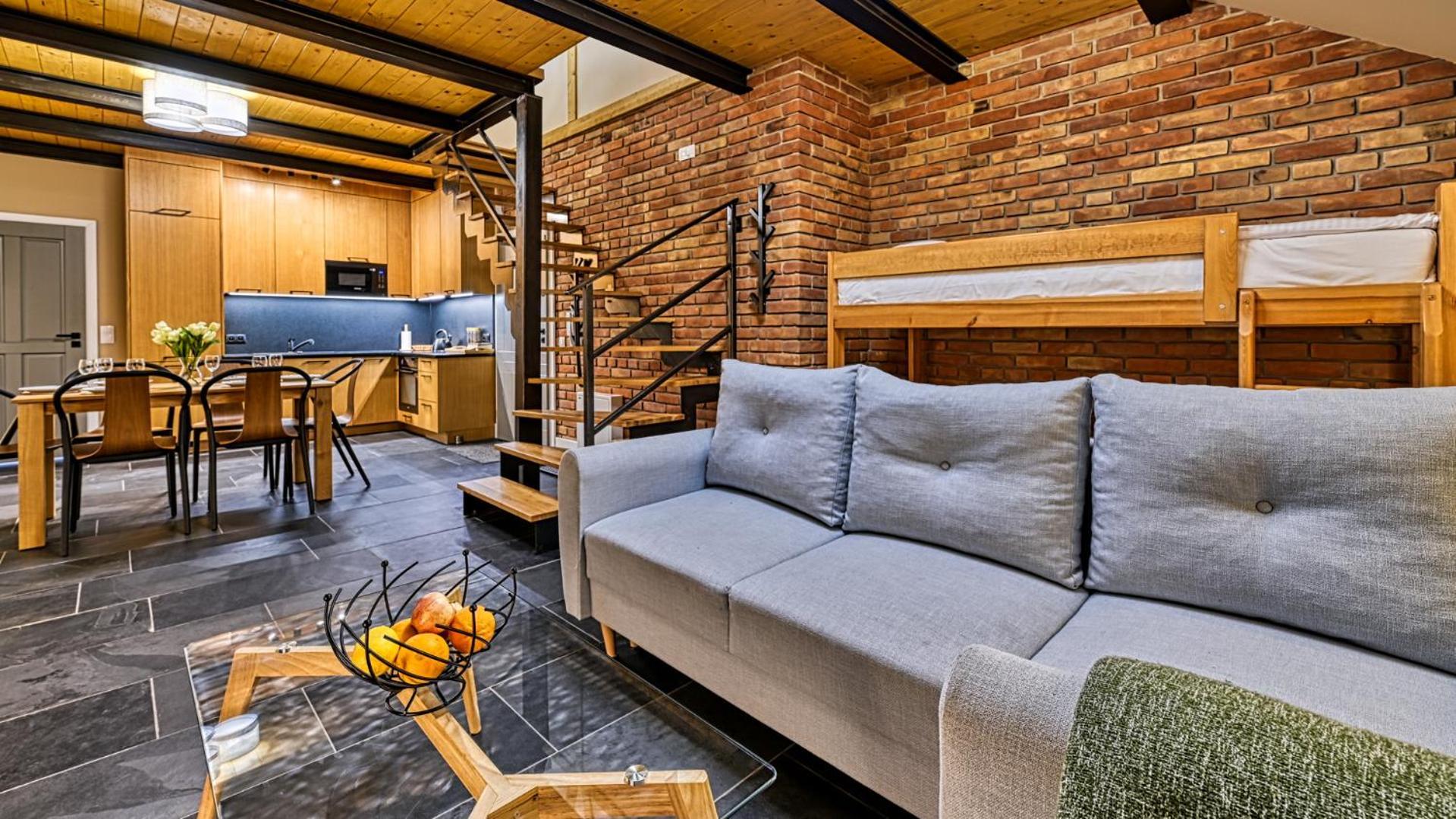 Aparthotel Przy Starej Piekarni Vip By Royal Aparts ชกลาร์สกา ปอเรมบา ภายนอก รูปภาพ